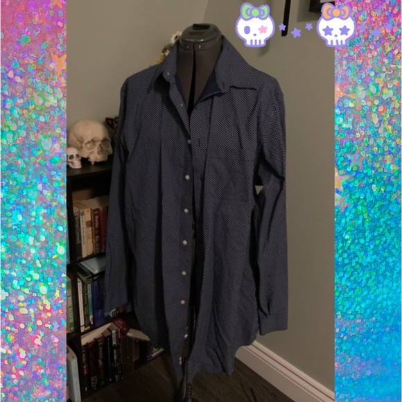 Men’s Dress Shirt - Picture 1 of 3